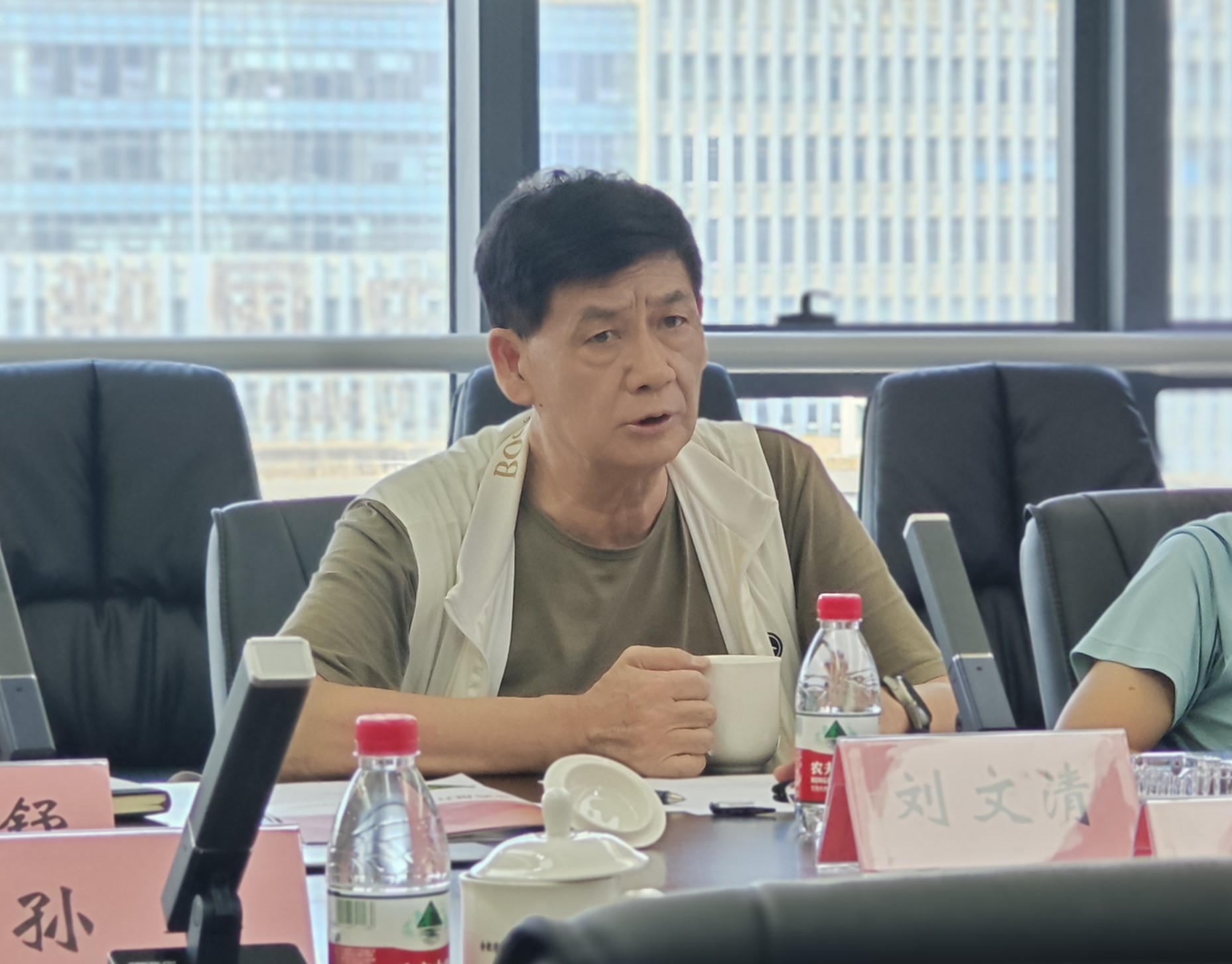 现场照片2.jpg 现场照片2.jpg